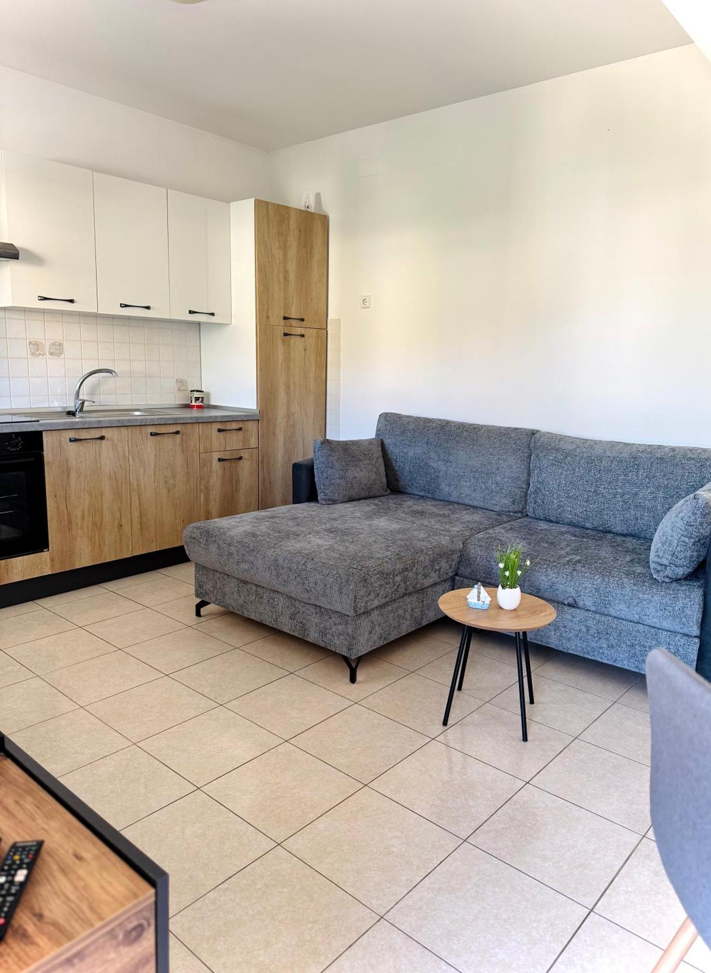 Apartments Elvira Драге Екстериор снимка