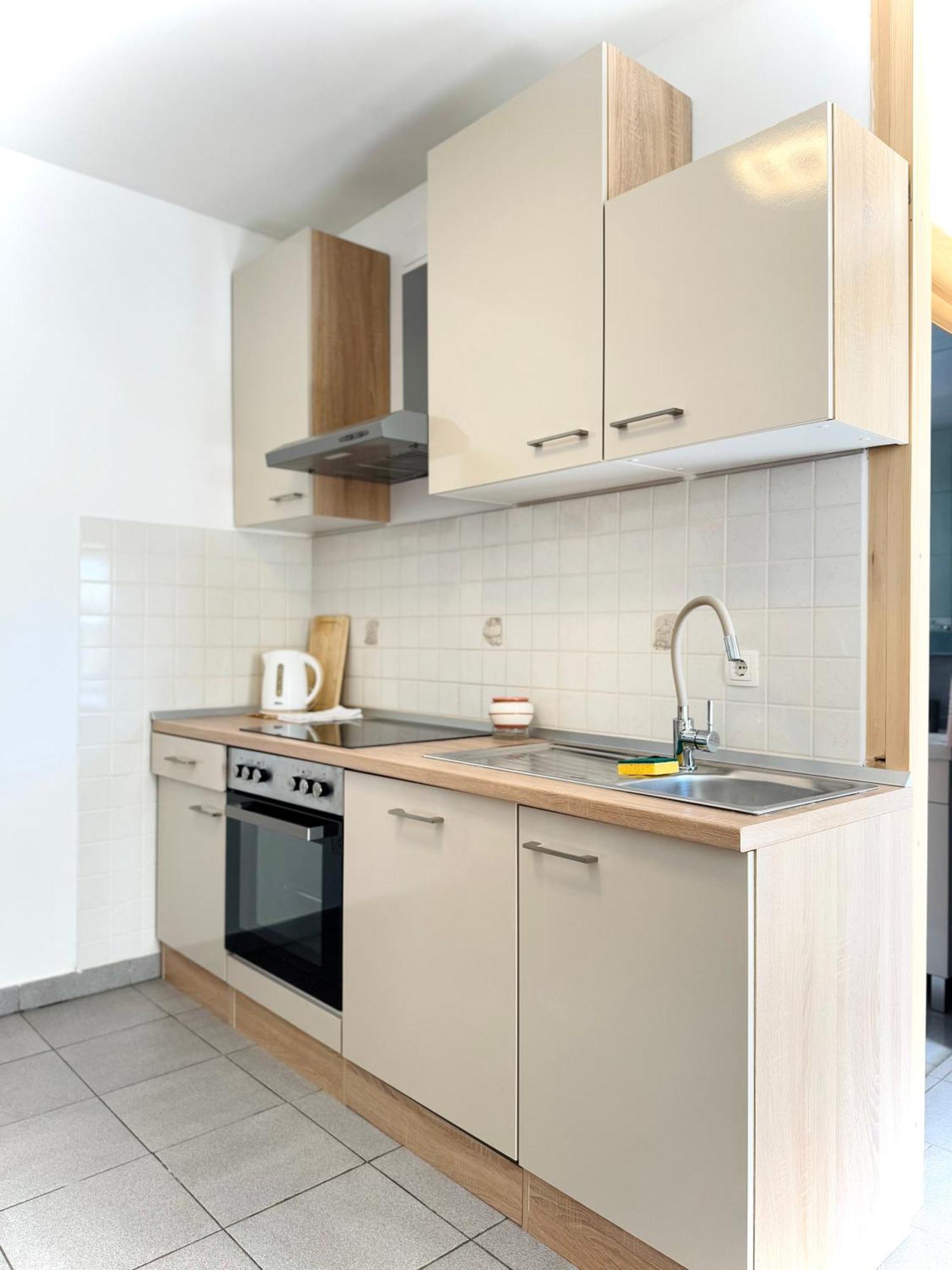 Apartments Elvira Драге Екстериор снимка
