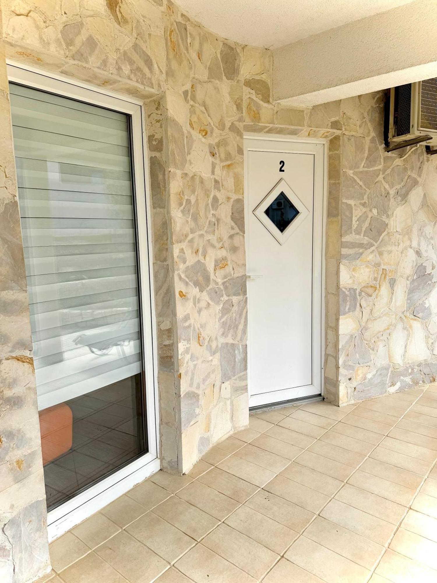 Apartments Elvira Драге Екстериор снимка
